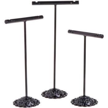 Cintre à bijoux en métal