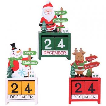 Holz‑Adventskranz mit Santa, Schneemann und Elch