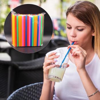 Pajitas de plástico de colores para fiestas