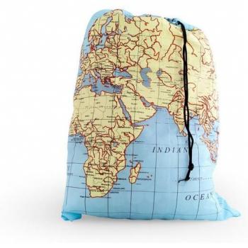 Kikkerland Wäschesäckchen mit Weltkarten-Design