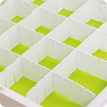 Plastic organizer voor cosmetica