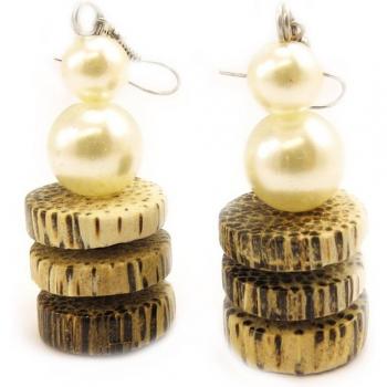 Beige Wood 'Kilimanjaro' Earrings by Les Trésors De Lily