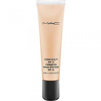 Studio Sculpt Foundation von Mac, 40 ml, UV‑Schutz SPF 15 – NC25