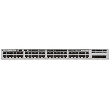 Catalyst 9200L 48 porte PoE+ 4 x 1G Network Essentials