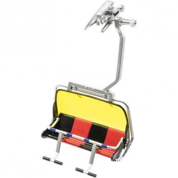 Jägerndorfer 4‑Passenger Ski Lift Chair – Red/Black 1:32 Model