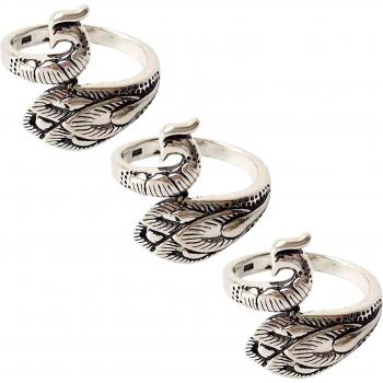 Yarn Guide Knitted Ring