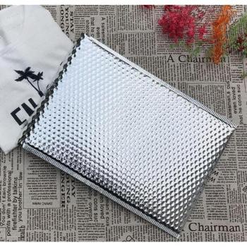Bolsa Resistente Aluminio 18x17cm