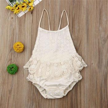 Traje de baño casual para bebés con detalles de volantes