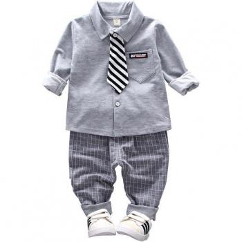 Costume gris pour garçon