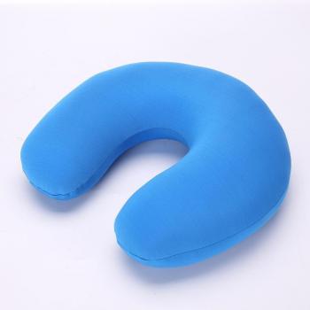 Almohada de viaje con soporte cervical