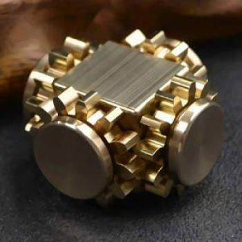 Decompress Spinning Top