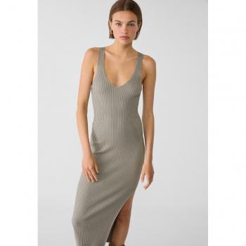 Stradivarius V-Ausschnitt Kleid in Khaki