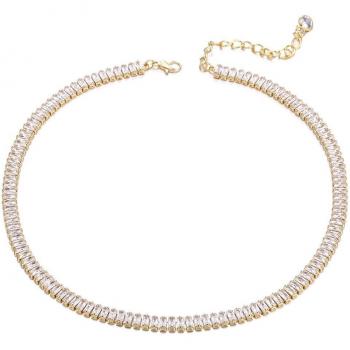 Collar de acero inoxidable con colgante de cristal para ocasiones especiales