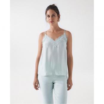 Jeans Chic con Detalle de Encaje