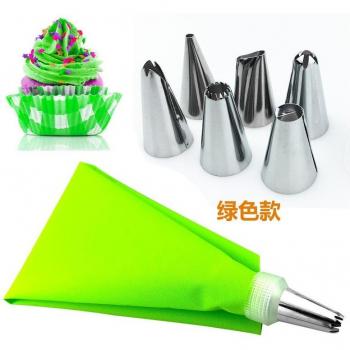 DIY Cake Decorating Essentials: Silicone Bag & Tips