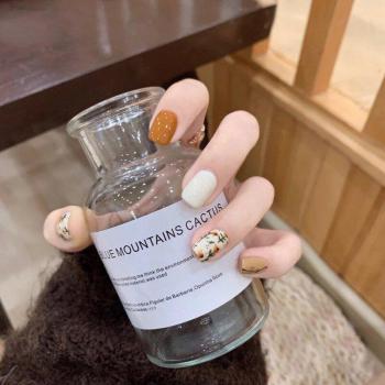 Uñas Postizas de Cubierta Completa Hansenne