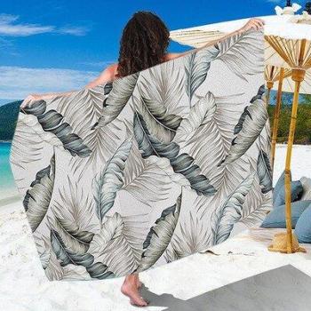 Sporty Leaf-Printed Bath Towel for Water Activities
