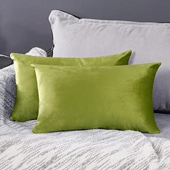 Deconovo Rectangle Velvet Cushion Cases – 12″×20″, Green Piqué, 2‑Pack