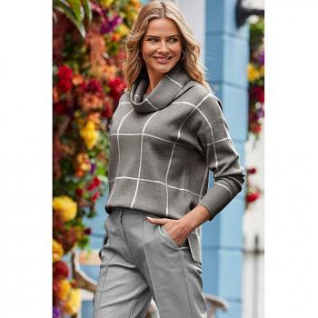 Pull à capuchon souple Sosandar en gris, motif carreaux