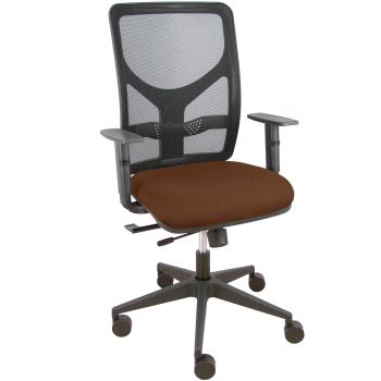 Silla Motilla Traslack en Negro de Malla, Asiento Marrón Oscuro, Brazos Altura‑Regulados