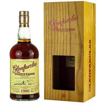Glenfarclas 32 Year Old Single Malt Scotch Whisky (Family Casks Release W18)