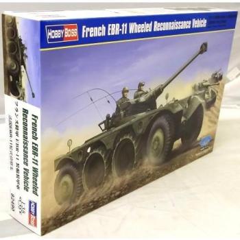 Modèle EBR‑11 – Véhicule de Reconnaissance à Roues (Hobby Boss)