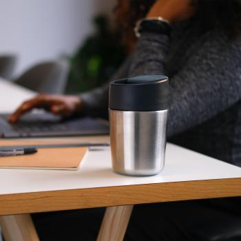 Tazza Viaggio Sipp Klappdeckel 454 ml in Acciaio Inox