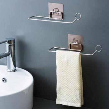 Porte-serviettes adhésif pour salle de bains