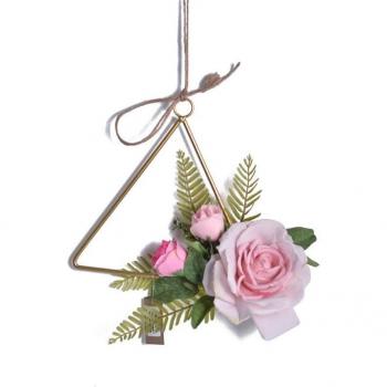Guirnalda colgante de metal con adornos florales