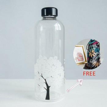 Botella de agua para niños con protección y degradado cereza