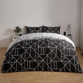 Black Hexagon Dream: Double Duvet Cover, Pillowcase, and Soft Quilt Bundle