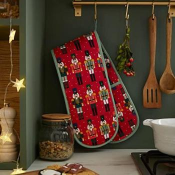Nutcracker Parade Double Oven Glove