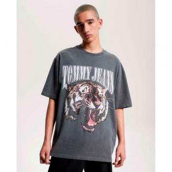 Camiseta Tommy Jeans Estilo Skater con Diseño Retro