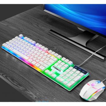Conjunto de Accesorios para Videojuegos 2000PDI