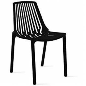 Poltrona impilabile da giardino in plastica nera