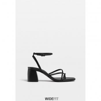 Stradivarius WIDE FIT Wide Strap Sandals in BLACK