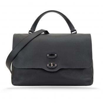 Onyx Elegance One‑Size Clutch