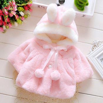 Baby-Mädchen-Wintermantel mit Ohrschutz und Kutschengestalt