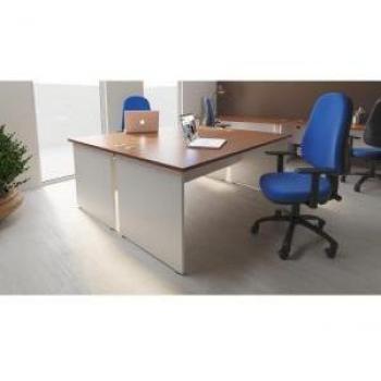 Impulse Straight Office Desk W1000 x D600 x H730mm Panel End Leg Walnut Finish White Frame