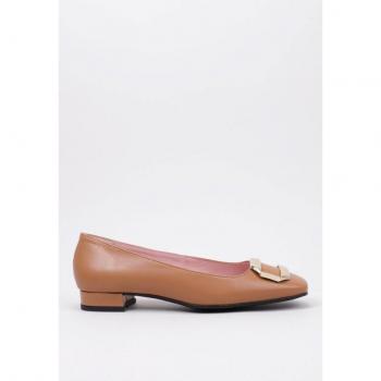 Sandra Fontáns ESLOVAQIA Flats Damen Beige 39