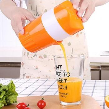 Handlicher Fruchtpresse für Saft aus Orange, Zitrone 300 ml