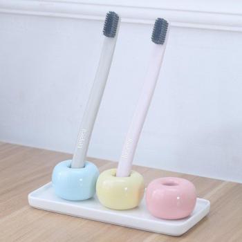 Bathroom Collection: Porcelain Plate and Toothbrush Holders