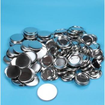 Neue Abzeichen mit Metallrückseite und Stift