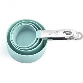 Dry and Liquid Measuring Cups