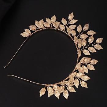Tocado de Boda con Hoja Dorada
