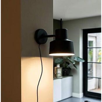 Chappie Wall Lamp