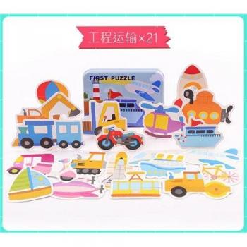 Jouets pour bébés en boîte en fer