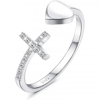 Anillo de Plata con Diseño de Corazón Cruzado