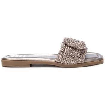 Sandalias de Tela Xti 143861 en Color Plomo