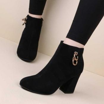 Botas de terciopelo para mujer con tacón de bloque